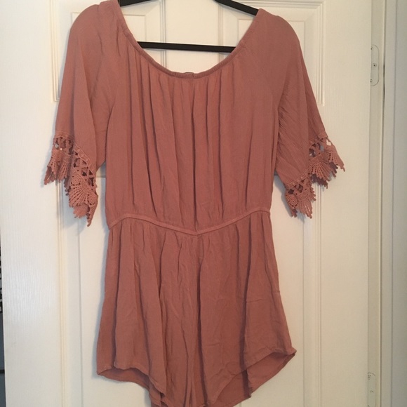 Adorable Pink Romper - Picture 3 of 5